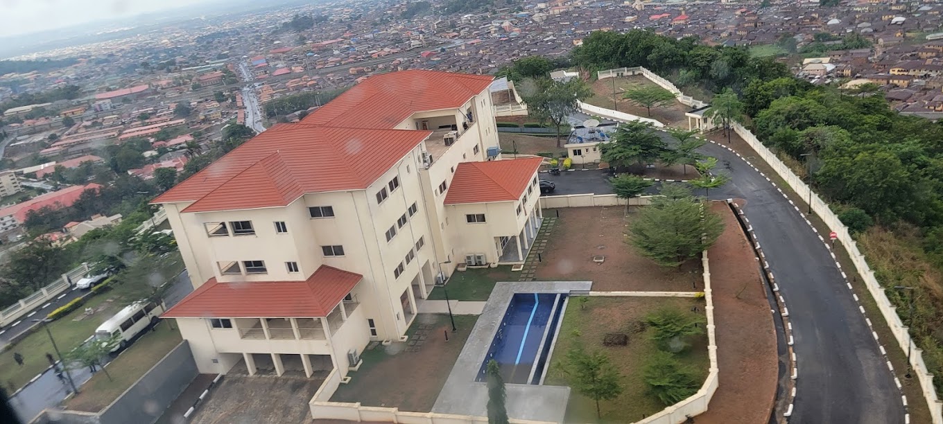 Melting Point Lounge, Bars and Bowls. – Night Club in Ado Ekiti, Ekiti (Gallery image 4)