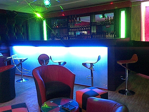 Play Terrace Lounge – Night Club in Uyo, Akwa Ibom (Gallery image 2)