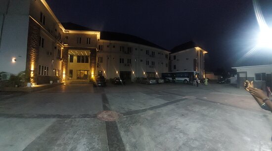 AMBER KARAOKE LOUNGE UYO – Night Club in Uyo, Akwa Ibom (Gallery image 4)