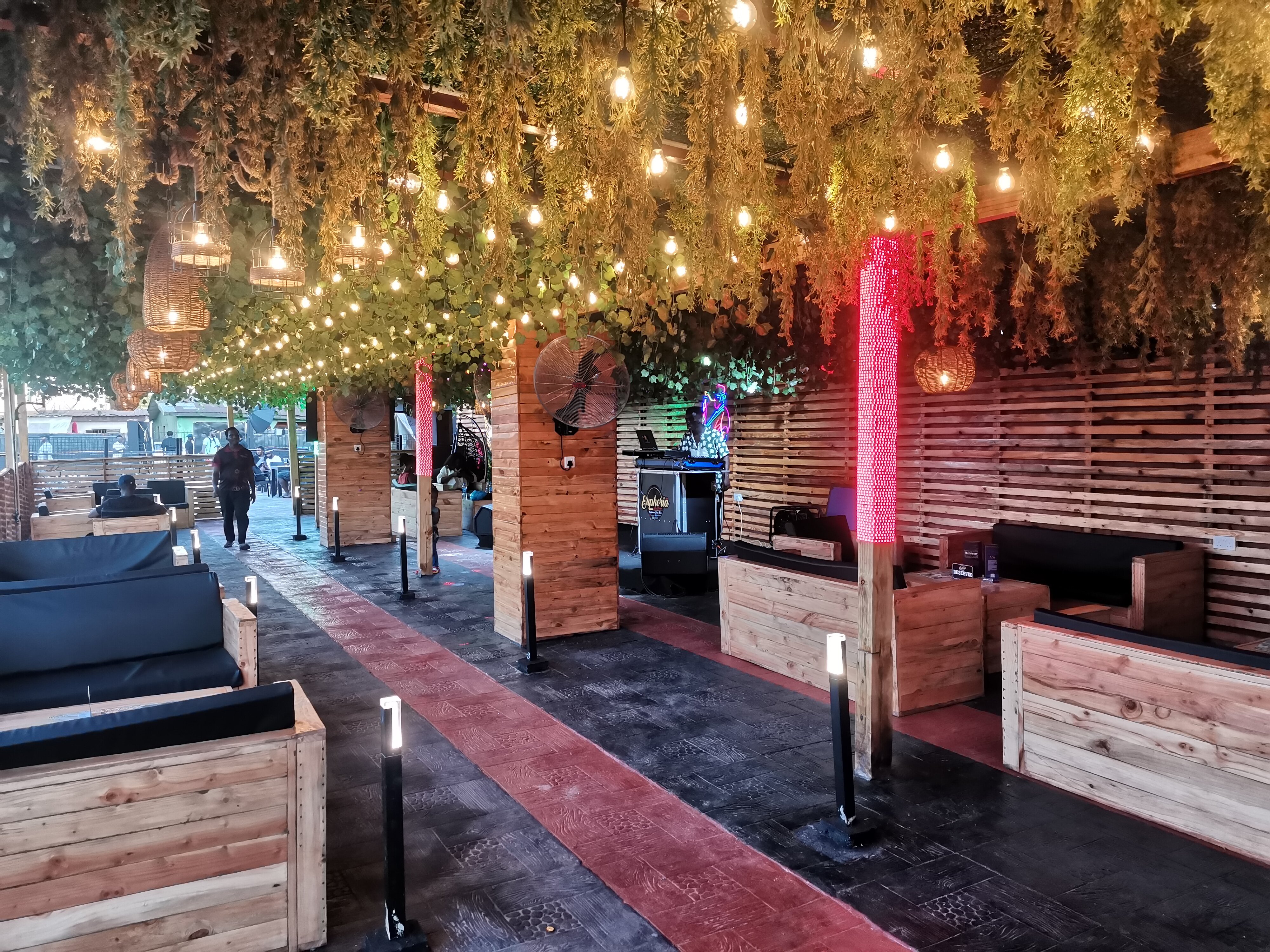 Kateri's Bamboo House (Restaurant) – Restaurants in Benin City, Edo (Gallery image 2)