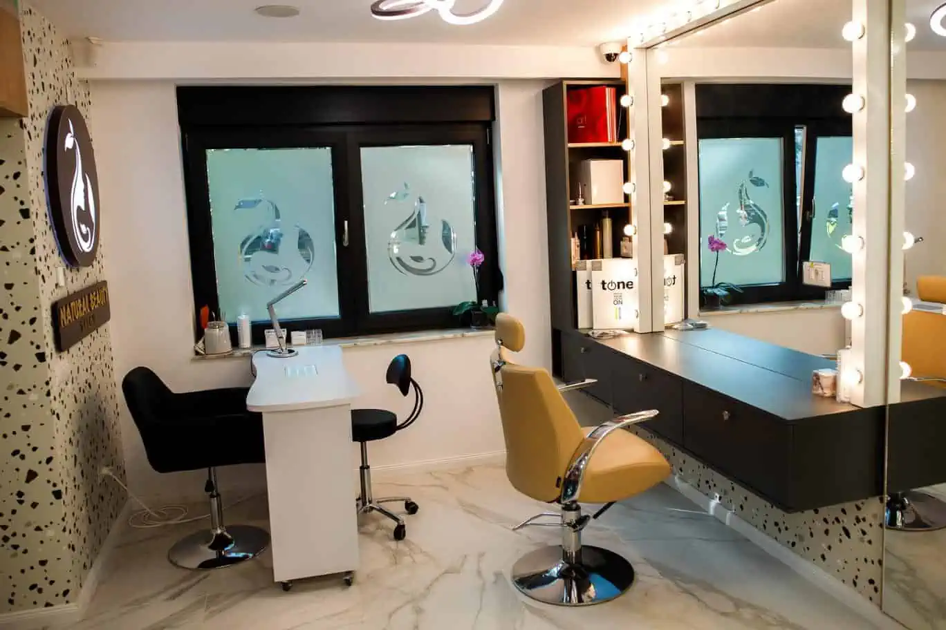 Bontenaturals Beauty Bar. (Enugu Natural Hair Salon) – Salon and Barbing in Enugu, Enugu