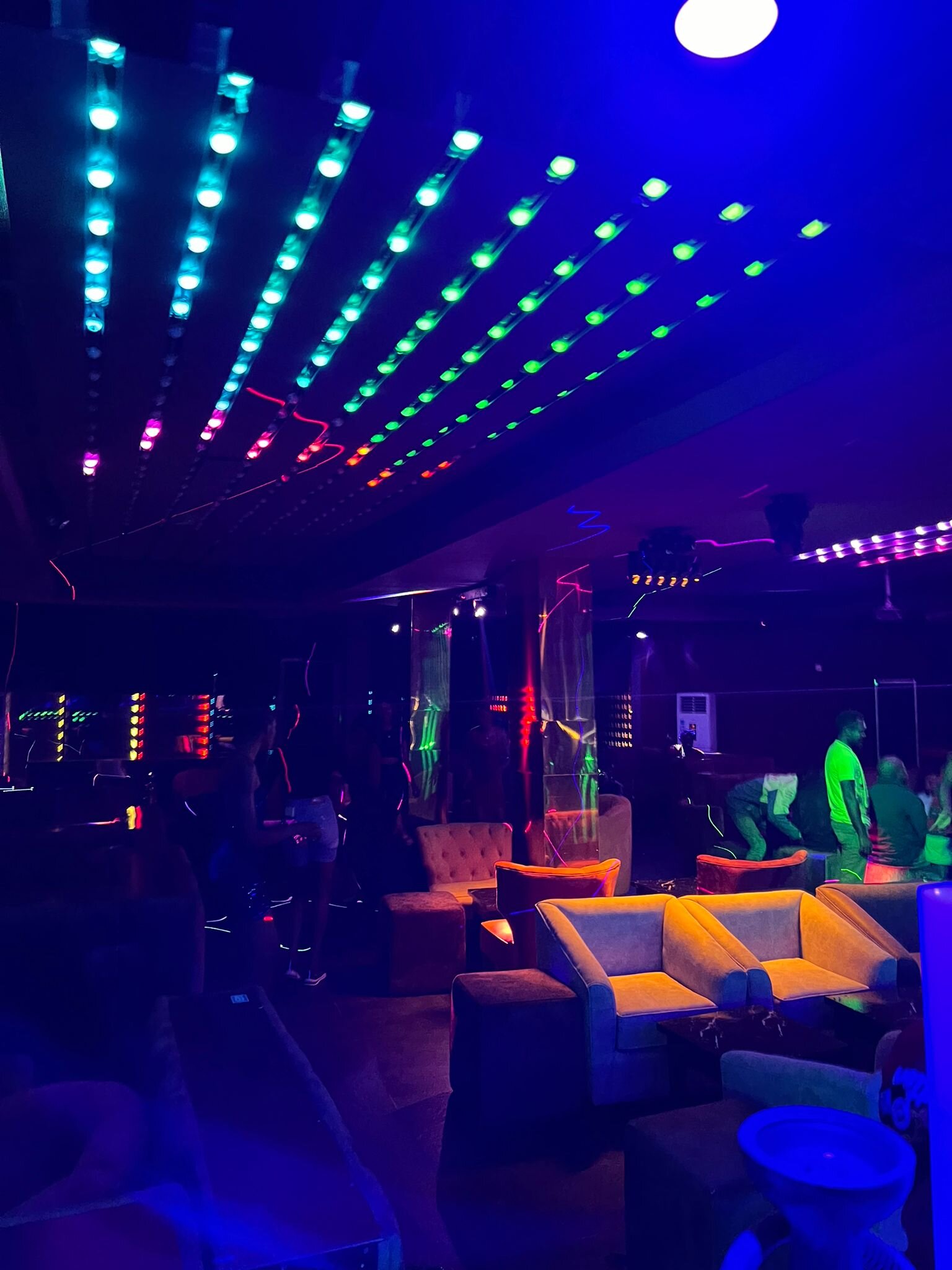 Fingerlicking Restaurant – Restaurants in Akure, Ondo