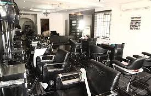 Mamansoji beauty salon – Salon and Barbing in Kaduna, Kaduna (Gallery image 5)