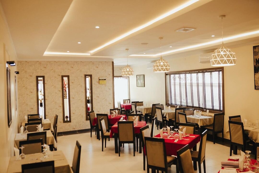 KARISA RISTORANTE - Restaurants in Jos