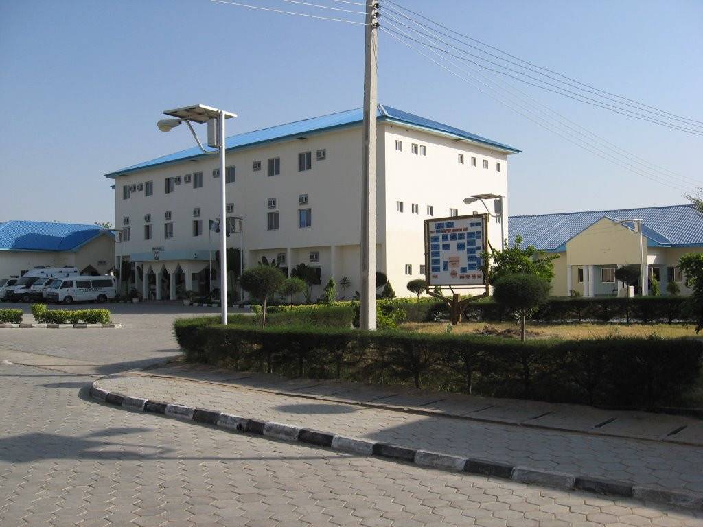 Umaru Shehu Ultramodern Hospital, Bulumkutu - Hospital and Clinic in Maiduguri