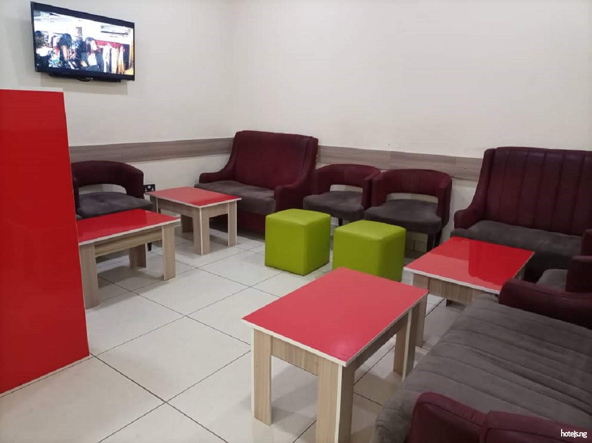 Fourteen75 Lounge & Bar - Bar and Lounge in Akure, Ondo