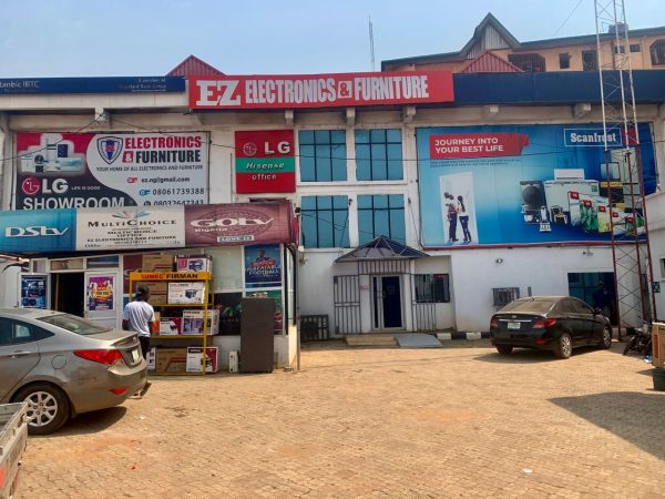 Kizzy Iconic Unisex Salon – Salon and Barbing in Awka, Anambra (Gallery image 4)