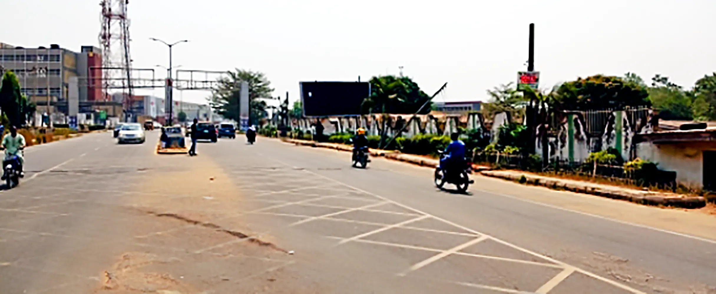 BEEDAGLAZ PHARMACY JIKWOYI - Pharmacies in Abuja