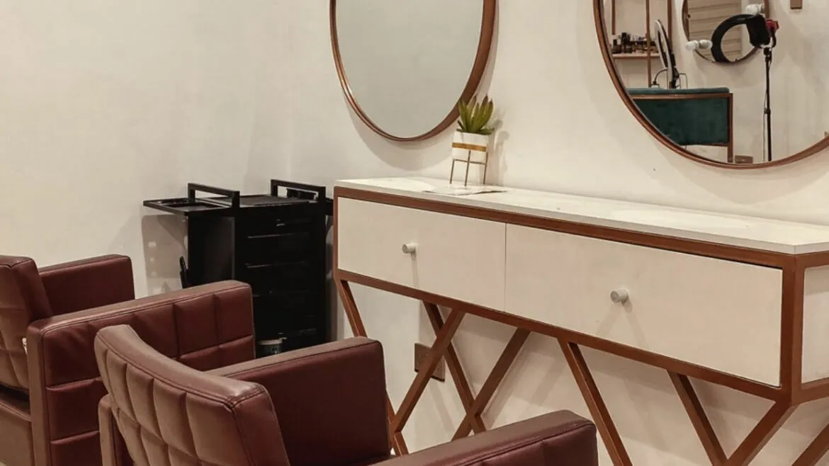 Uchis Beauty Lounge – Salon and Barbing in Abuja, Federal Capital Territory