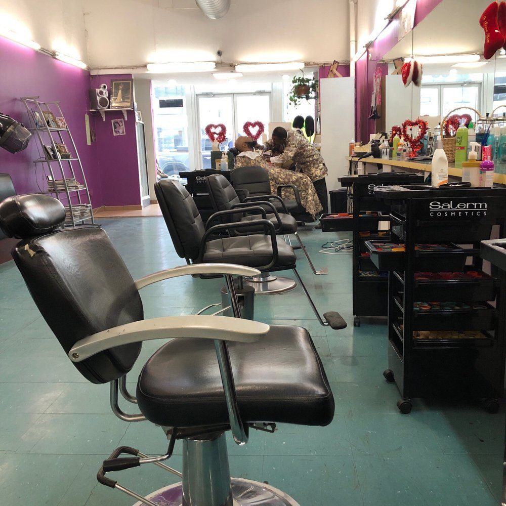 Image of Ray unisex salon & game shop