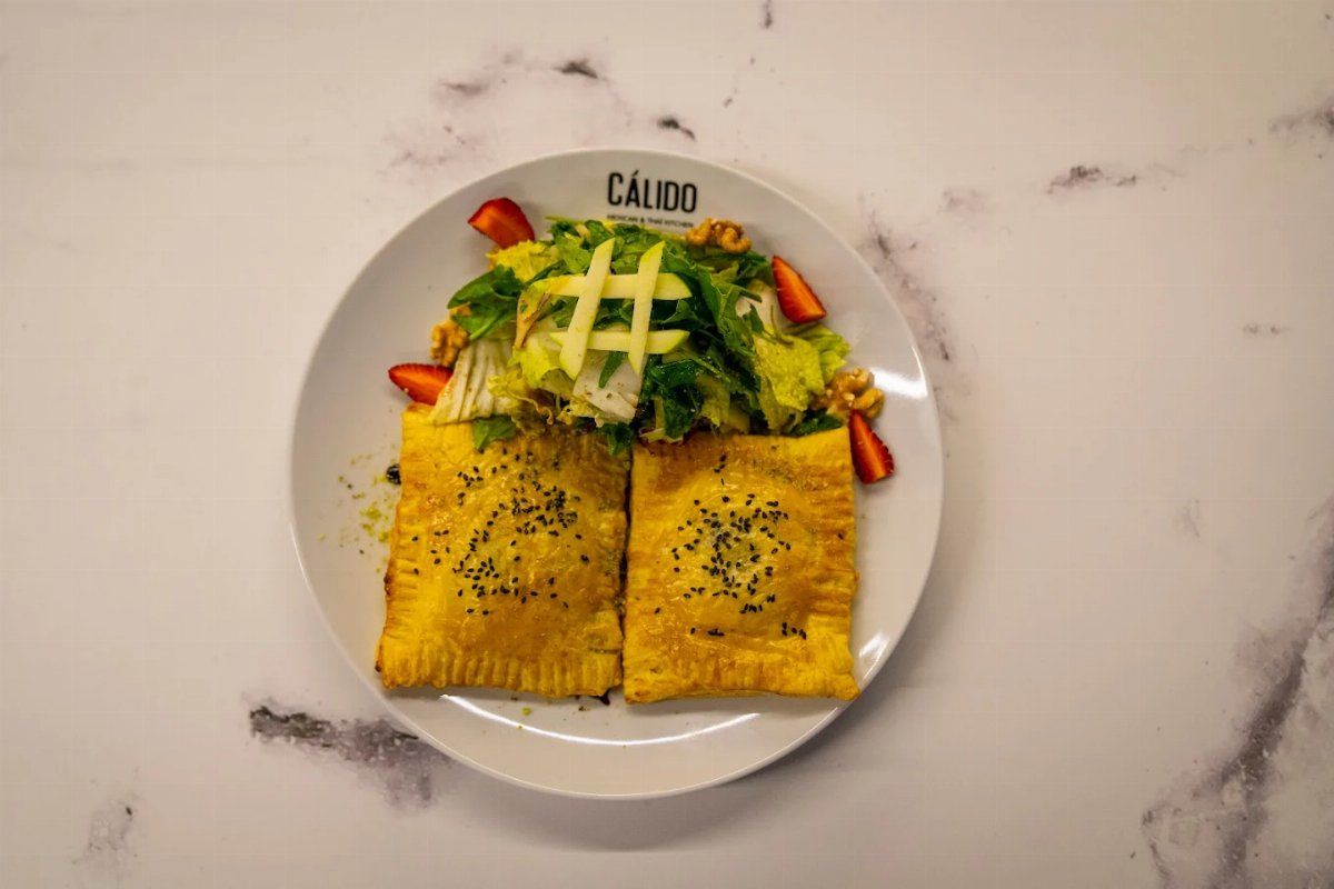 Cálido Rooftop - Restaurants in Kano